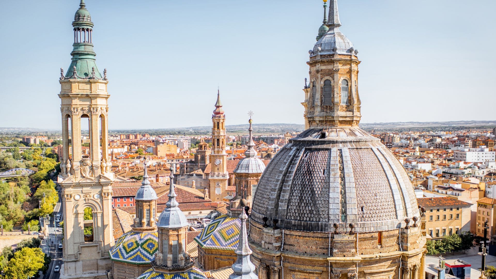 Pisos en alquiler en el centro de Zaragoza Calle del centro de Zaragoza